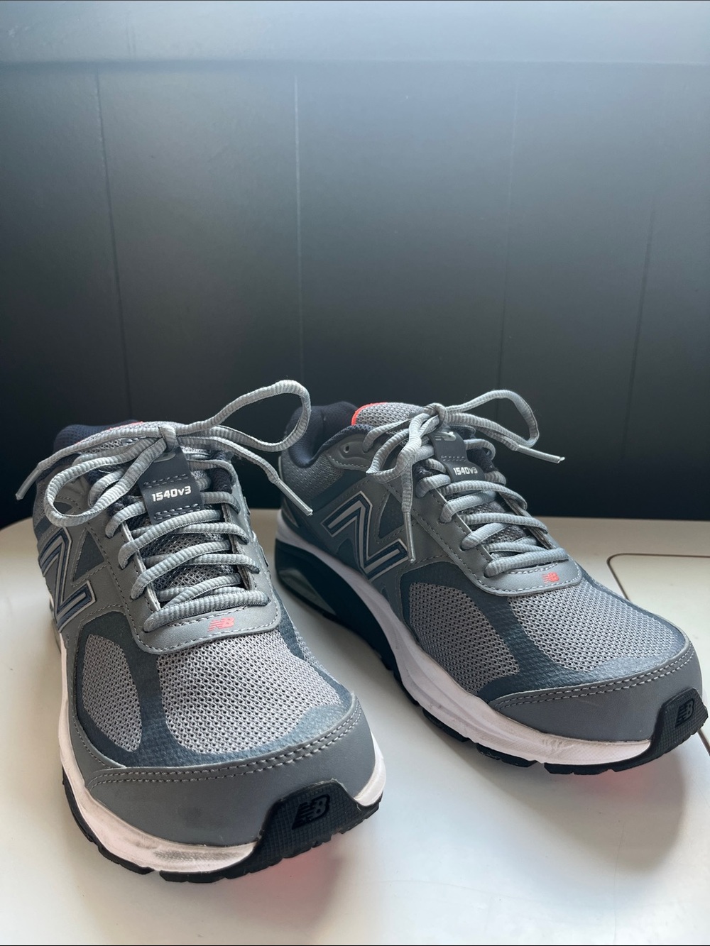 New Balance Women’s Grey Athletic Running Shoes with Subtle Pink Accents - Picture 2 of 8